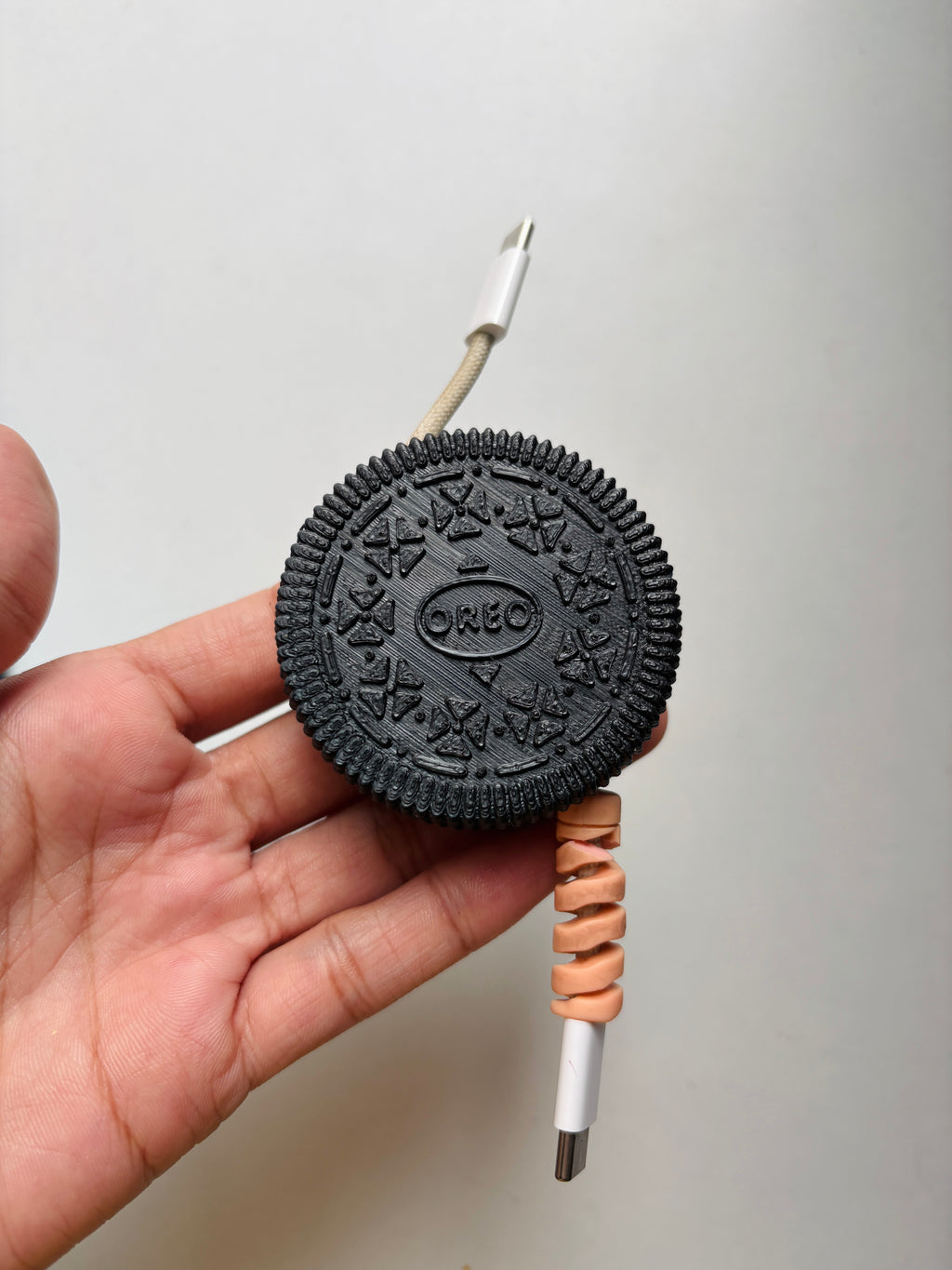 Oreo-Inspired 3D Printed Cable Winder – Cute Cable Organizer