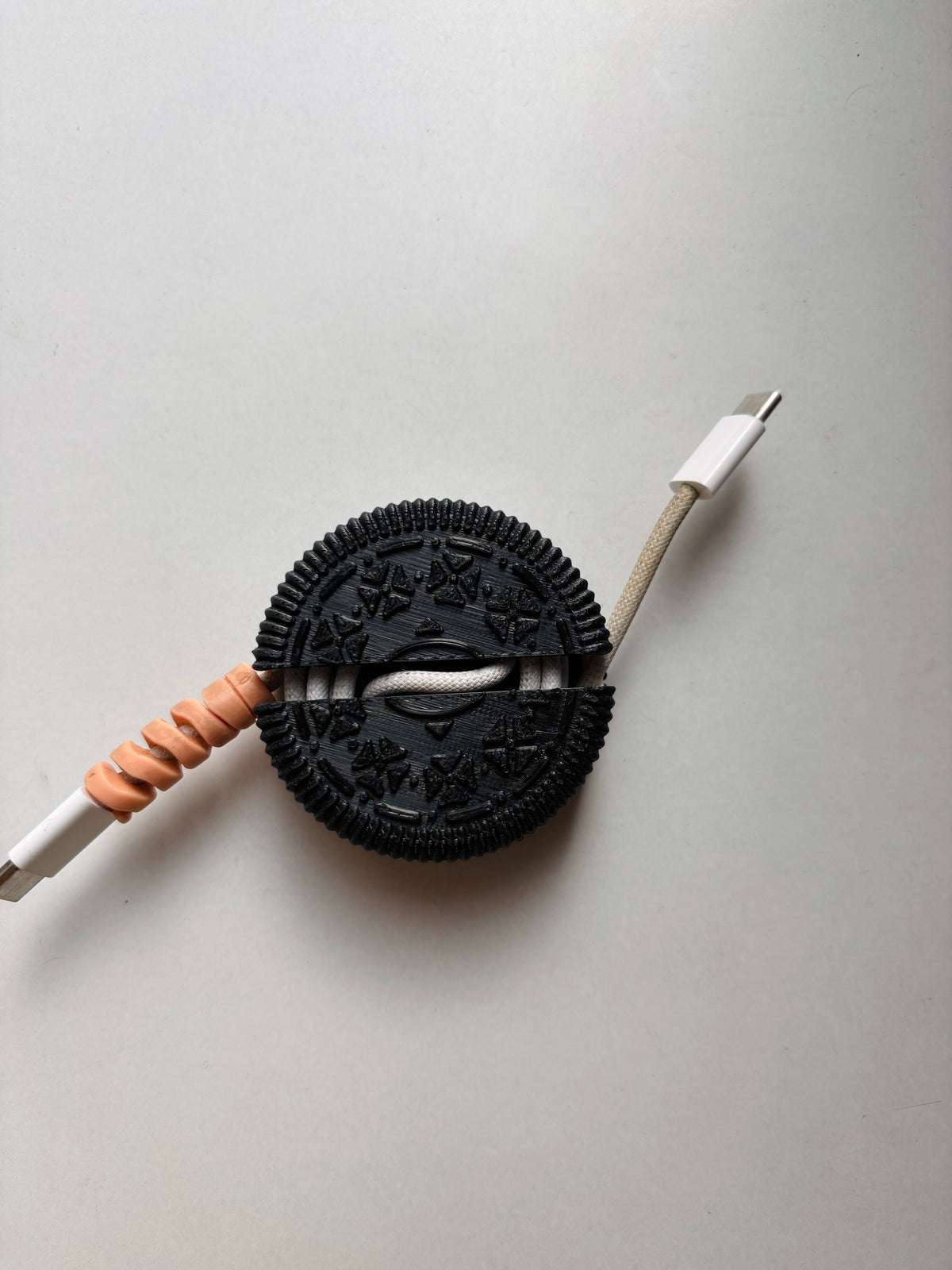 Oreo-Inspired 3D Printed Cable Winder – Cute Cable Organizer